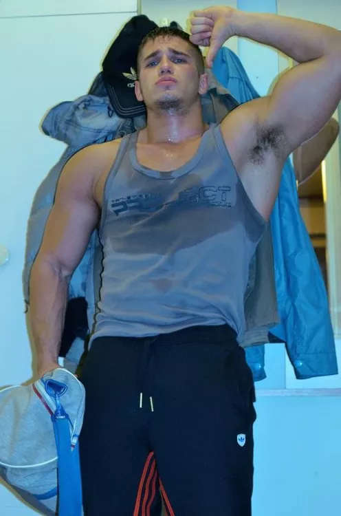 Imagine Sniffing His Sexy Armpits Nudes MaleArmpits NUDE PICS ORG