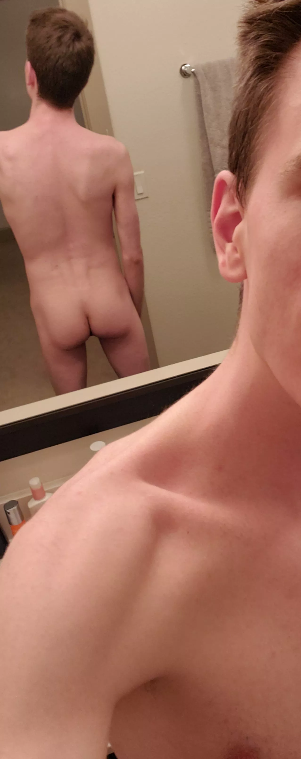 My Boxy Dumb Ass Is Back On Grindr Nudes TwinkLove NUDE PICS ORG