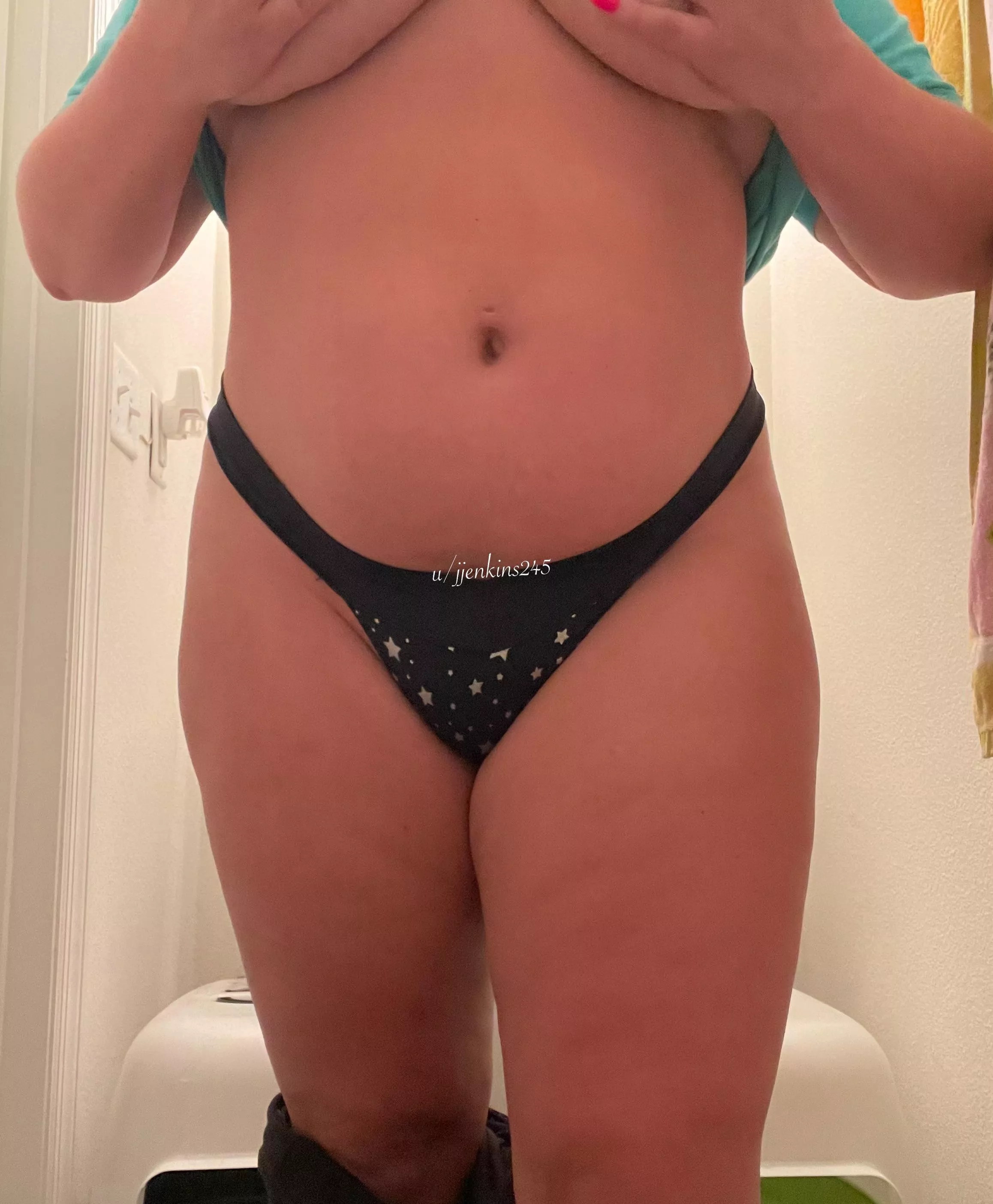 Starry Night Selling My Worn Panties Bras Sets Content