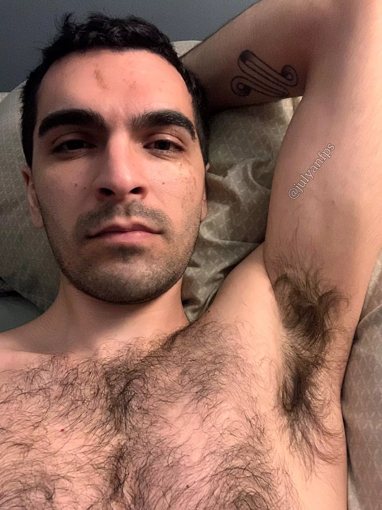 Come Cuddle Up Into This Armpit Nudes Malearmpits Nude Pics Org