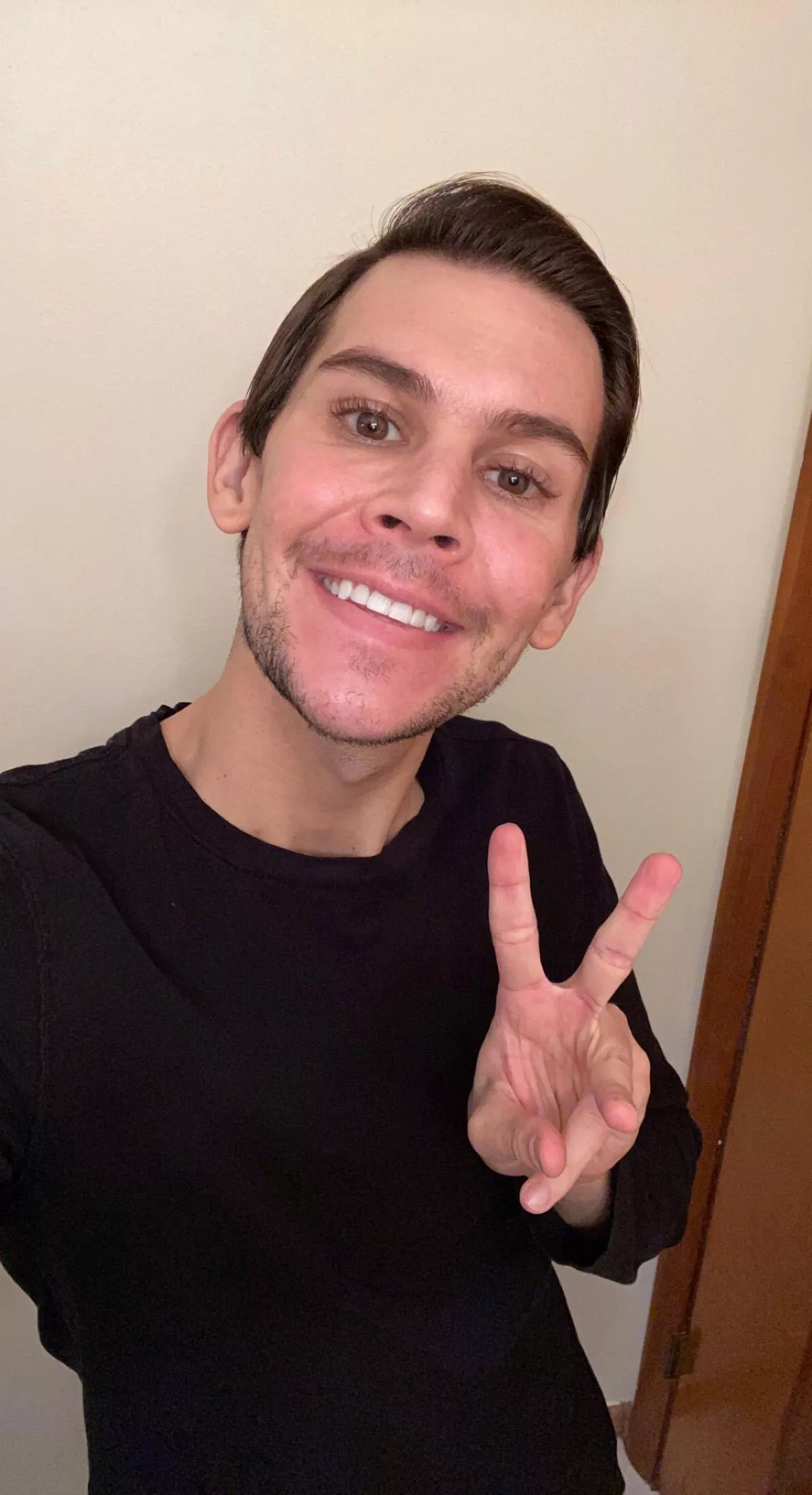 Sending Peace And Love To My Fellow Gays Nudes Gaybrosgonemild NUDE