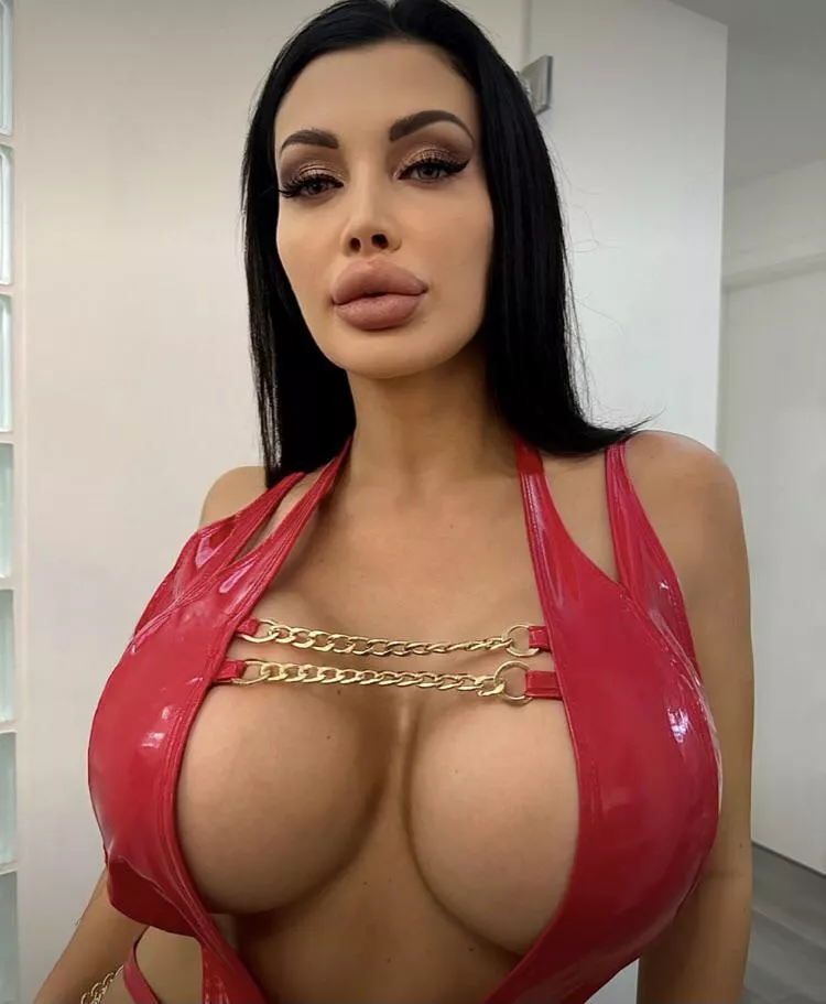 Hungarian Plastic Nudes Bimbofetish Nude Pics Org