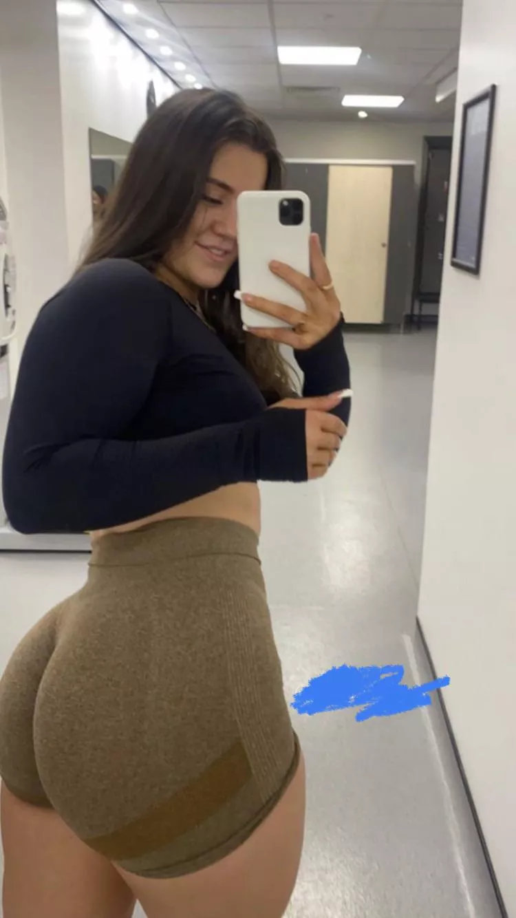 Such A Thicc PAWG Nudes Hotgirlsinyogapants NUDE PICS ORG