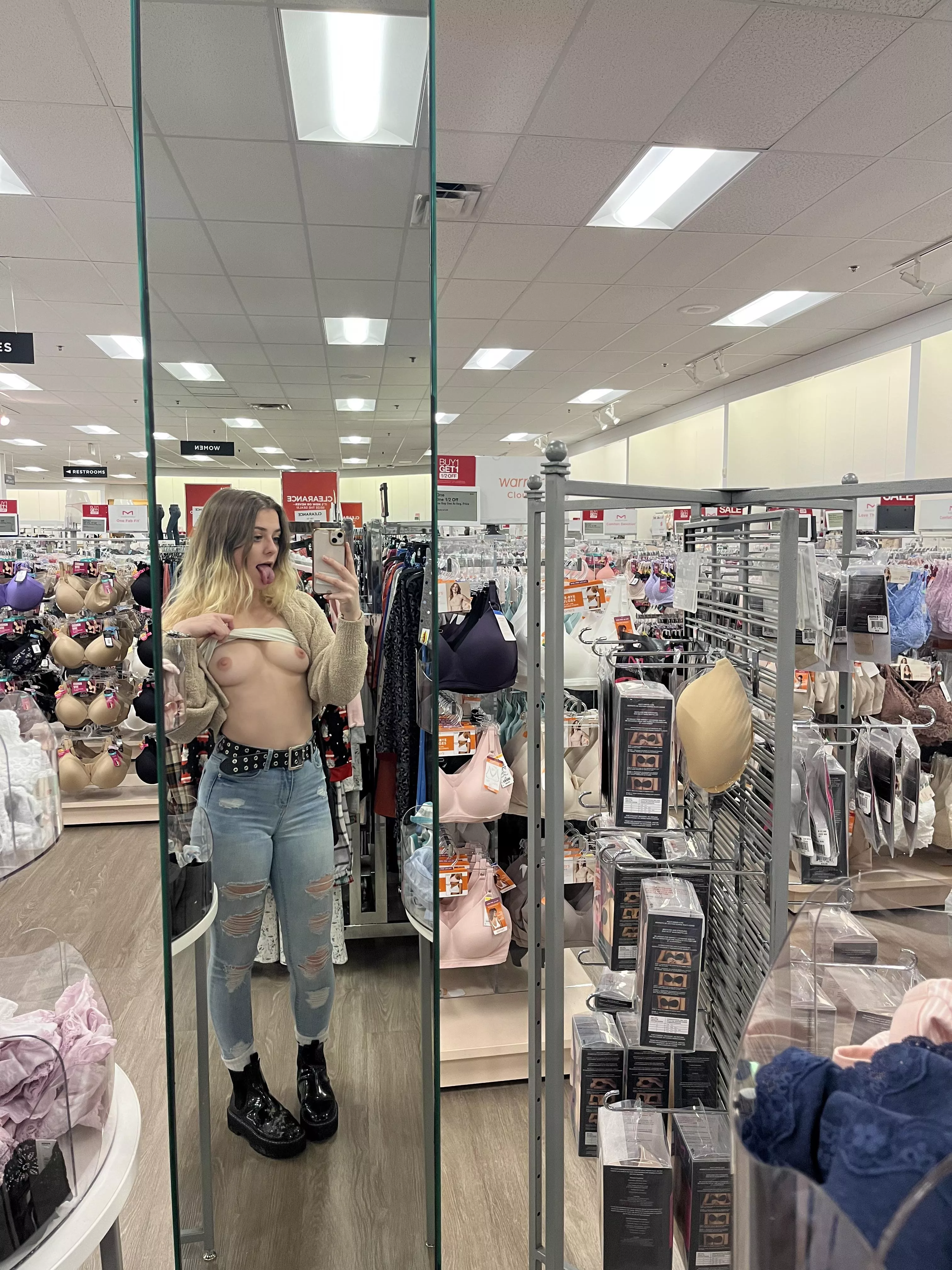 Lets Fuck In The Fitting Room Nudes Exhibitionistfun NUDE PICS ORG