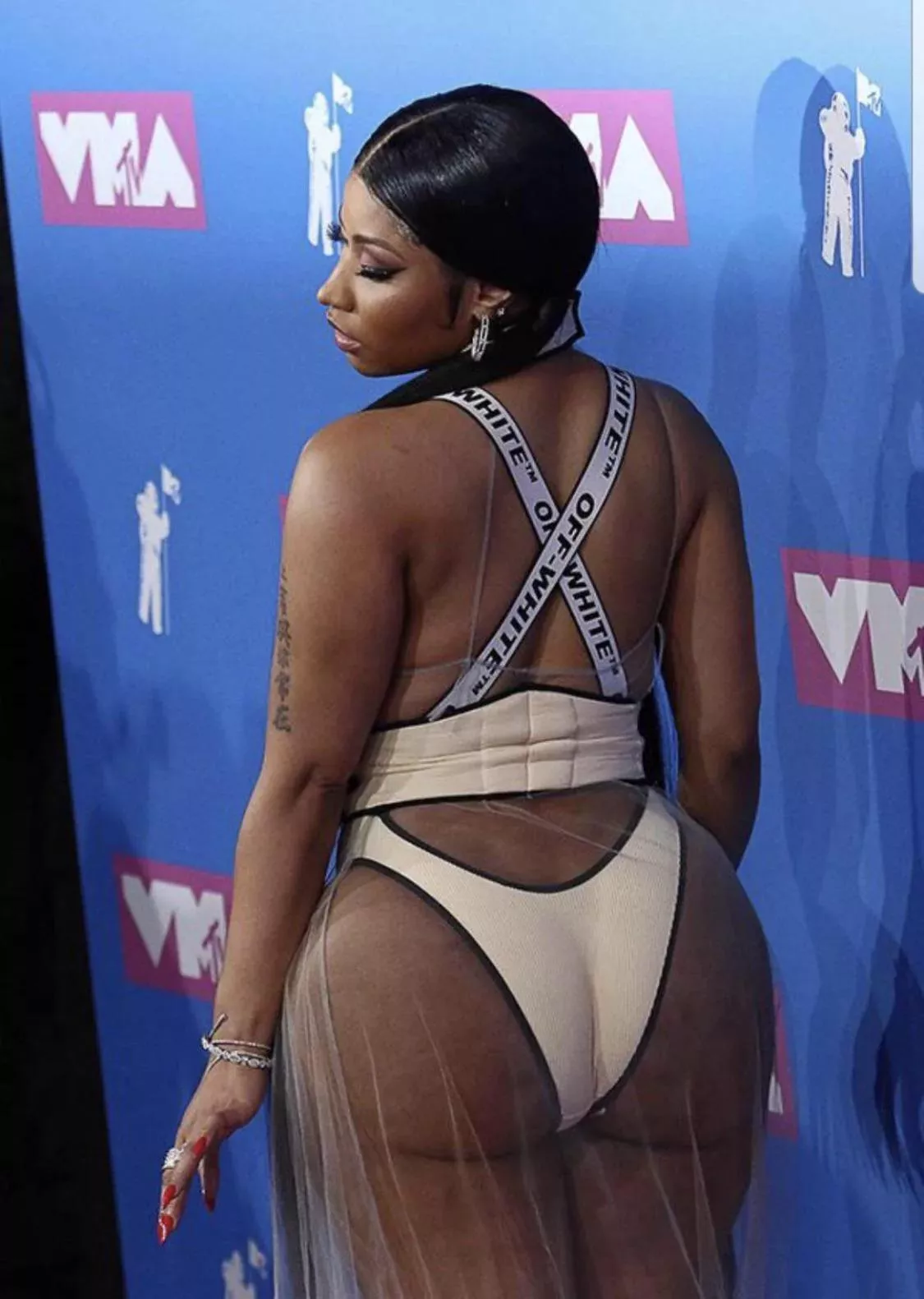 Nicki Minaj Is Way Too Good Not To Worship Nudes Celebjobuds Nude