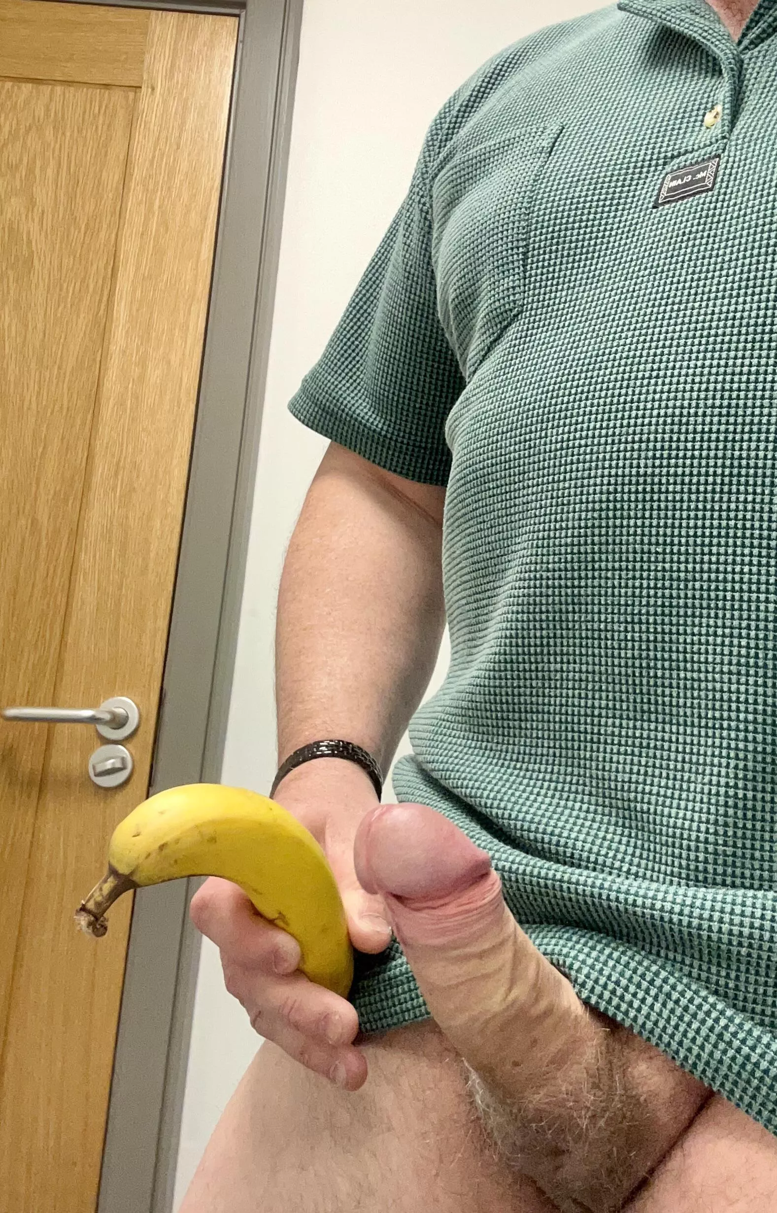 Whos Gonna Help Daddy Peel His Banana Nudes Daddypics Nude