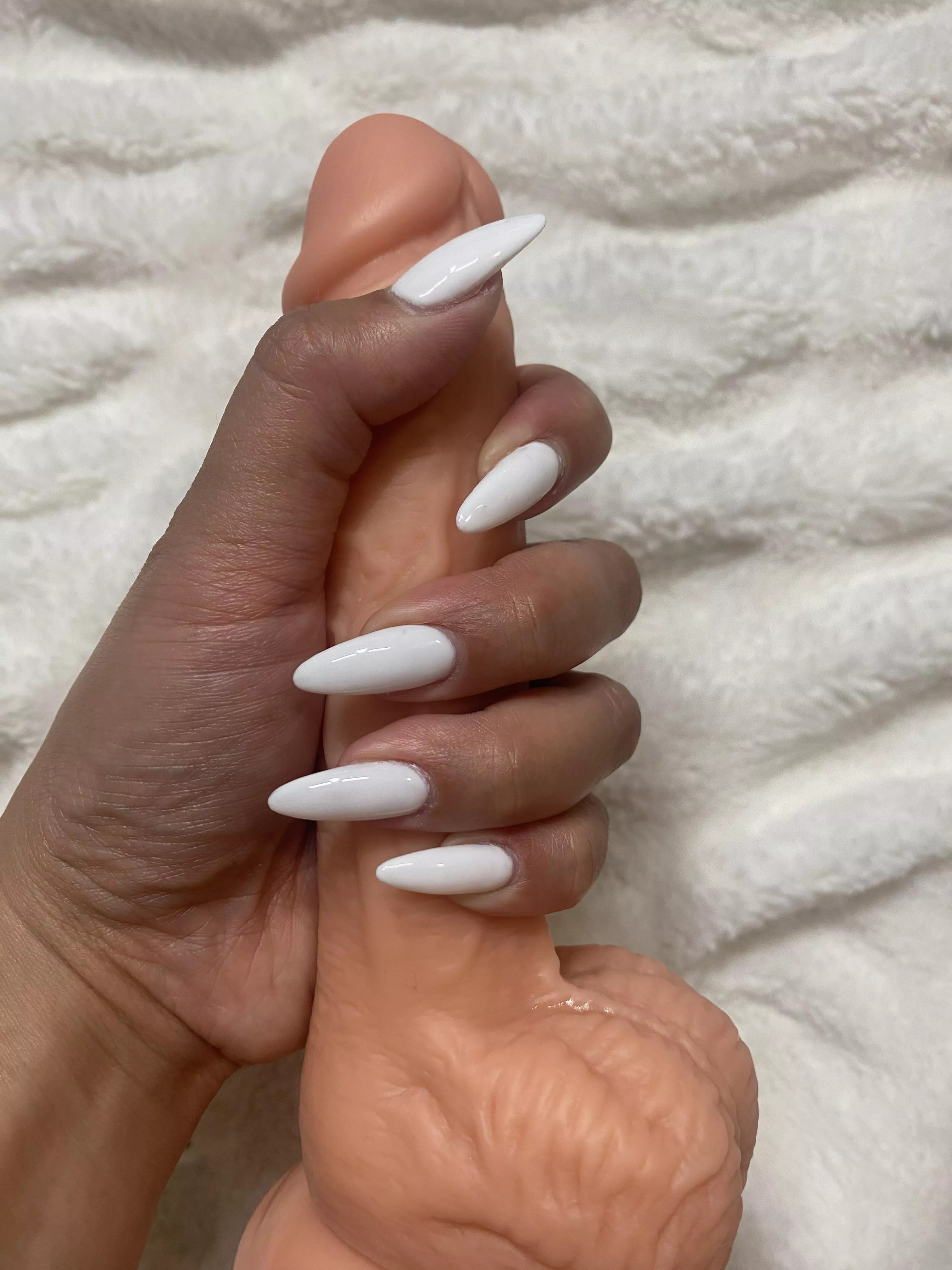 Do You Like Filipina Girls With Slutty Nails Nudes Nailfetish Nude