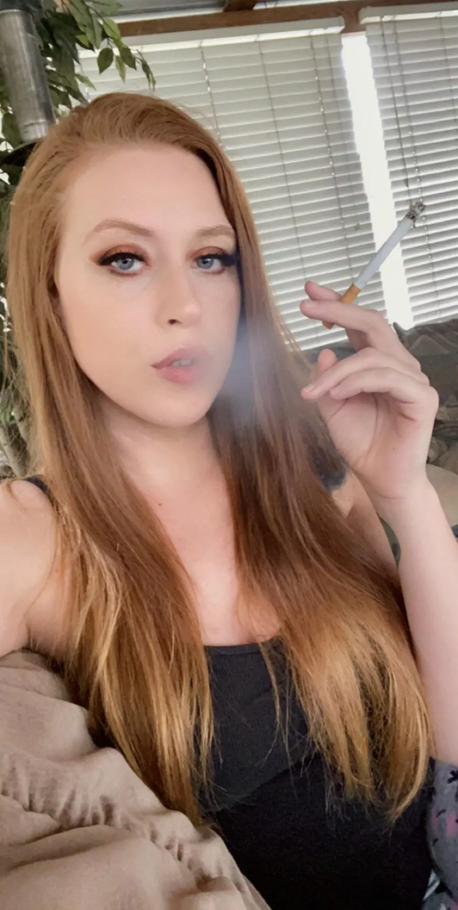 Cheers Nudes Smokingfetish NUDE PICS ORG