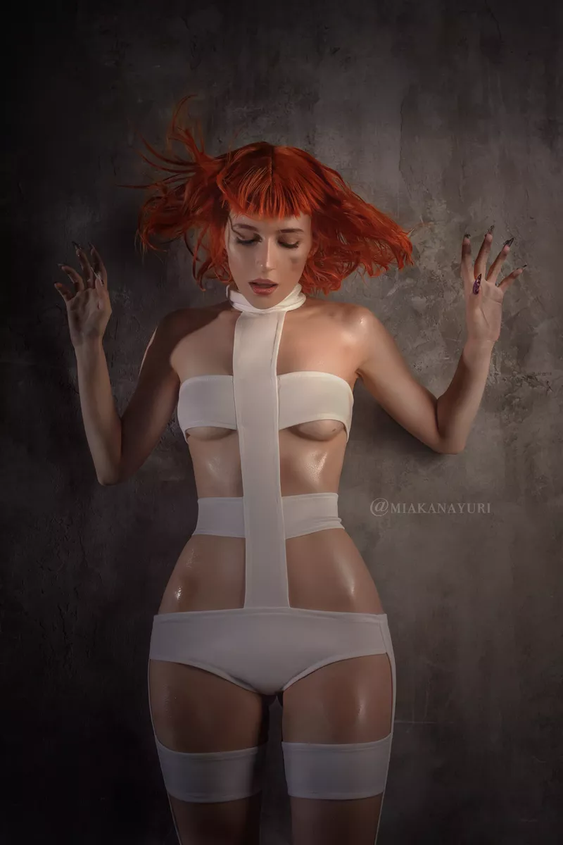 Miakanayuri Leeloo The Fifth Element Nudes Nsfwcostumes Nude