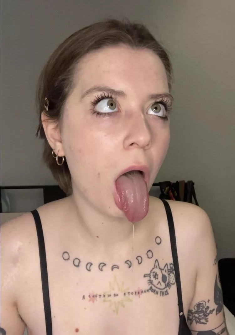 Wanna Swallow You Whole Oc Nudes Spitfetish NUDE PICS ORG