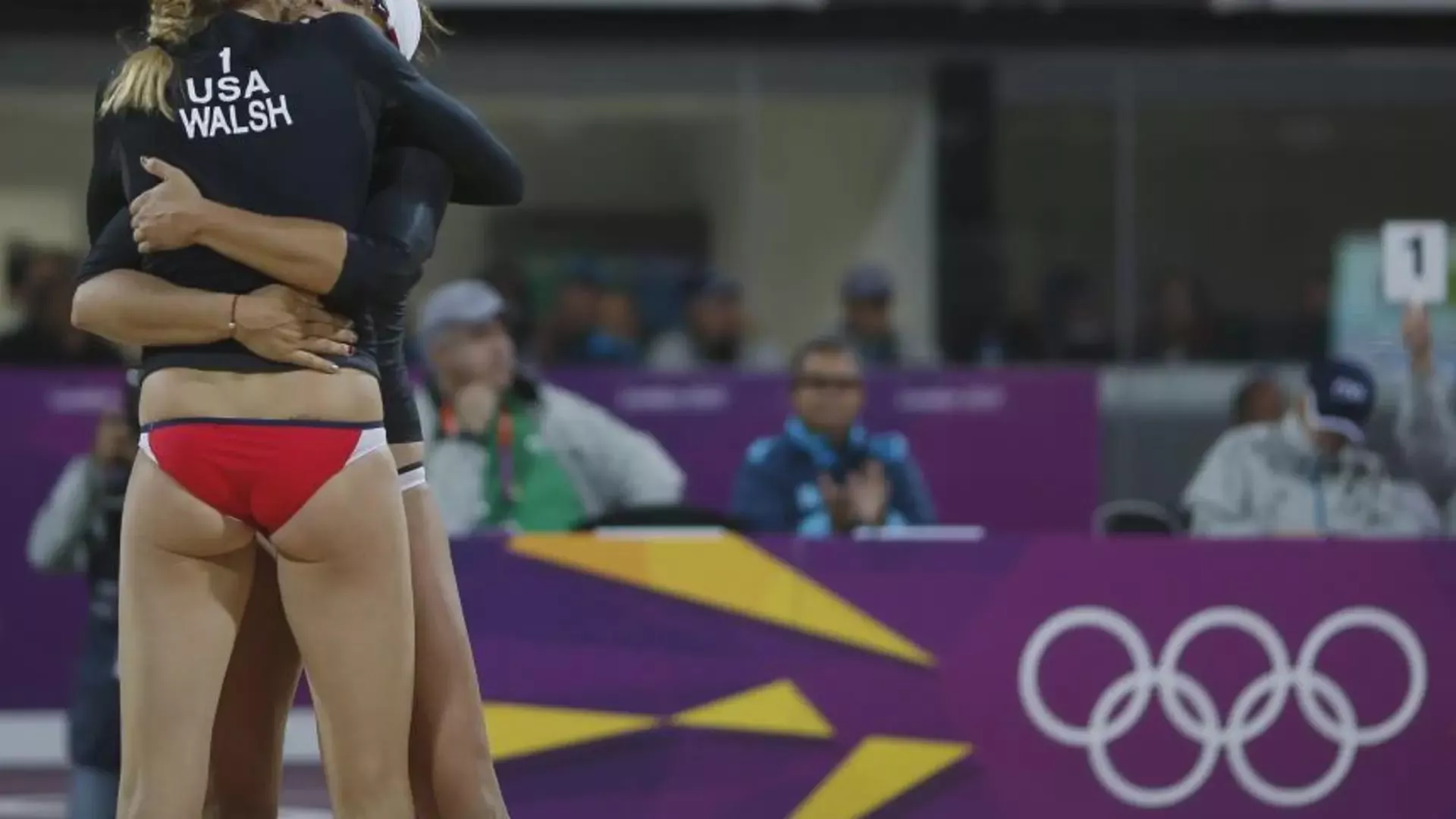 Kerri Walsh Hugged By Misty May Nudes VolleyballGirls NUDE PICS ORG