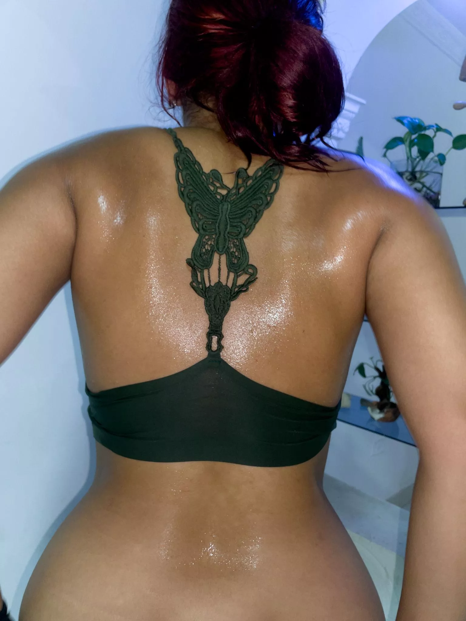 Sweaty Back Is The Best Nudes Sweatygirls Nude Pics Org