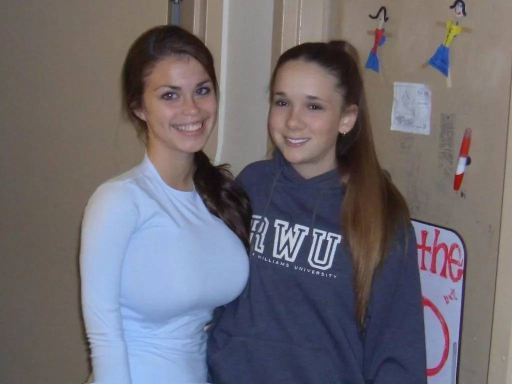 2 College Teens