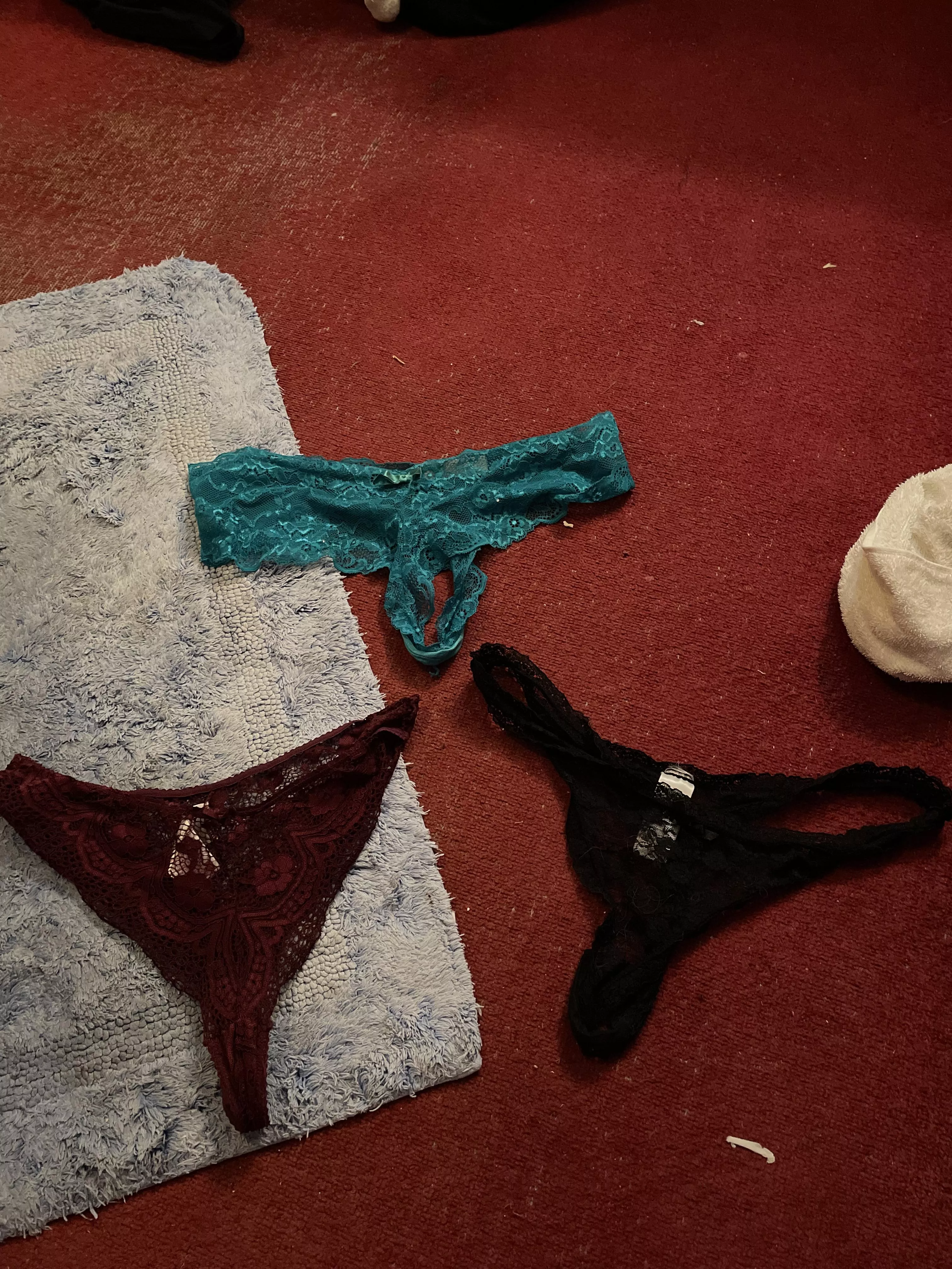 3 Days Of Used Panties In The Hamper Hmu To See More Nudes