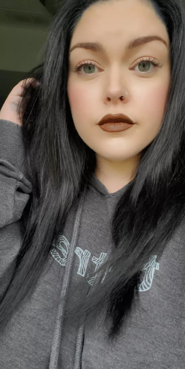 Bold Lip Nudes Makeupfetish Nude Pics Org