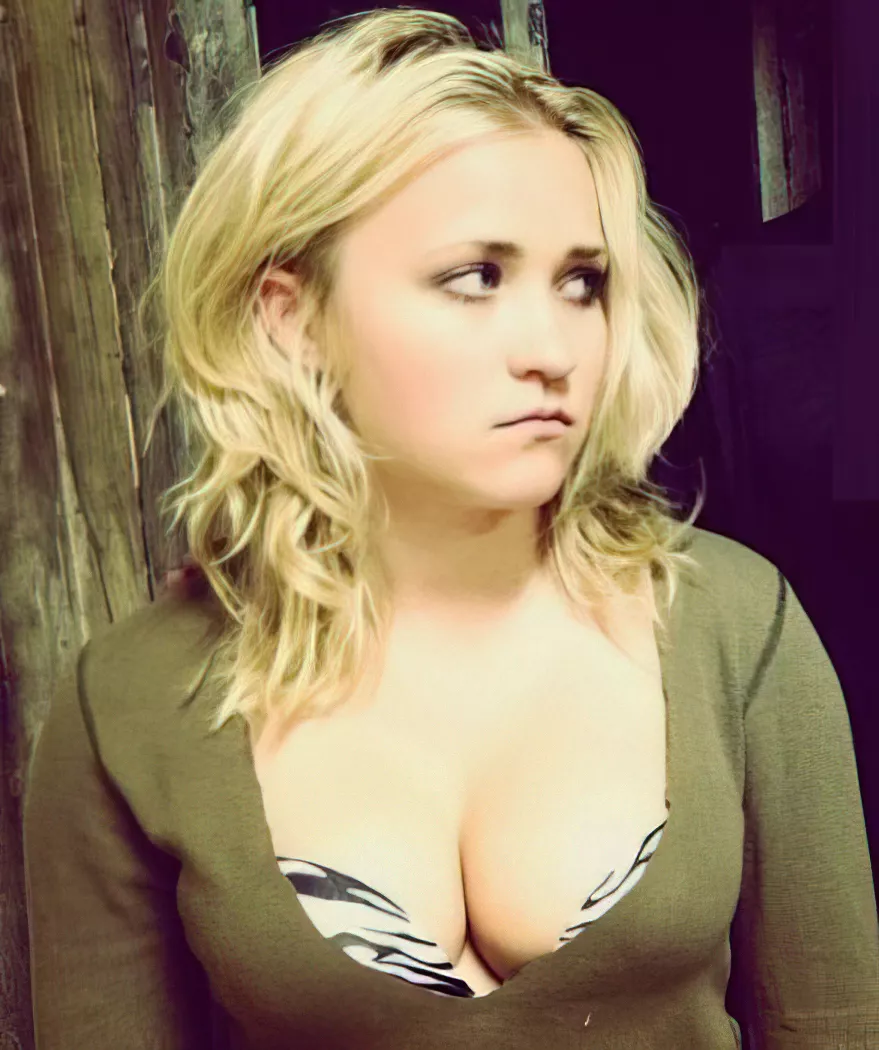 Emily Osment Cfake