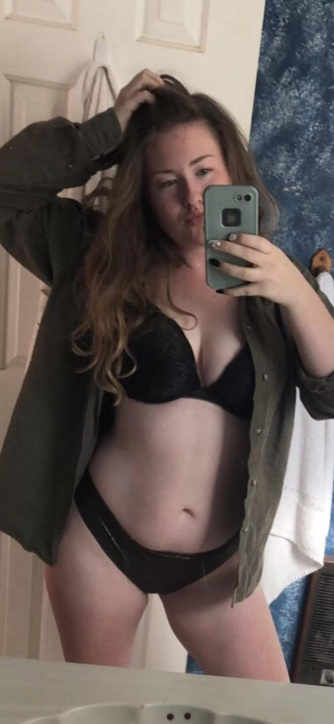 [F] Black 🖤