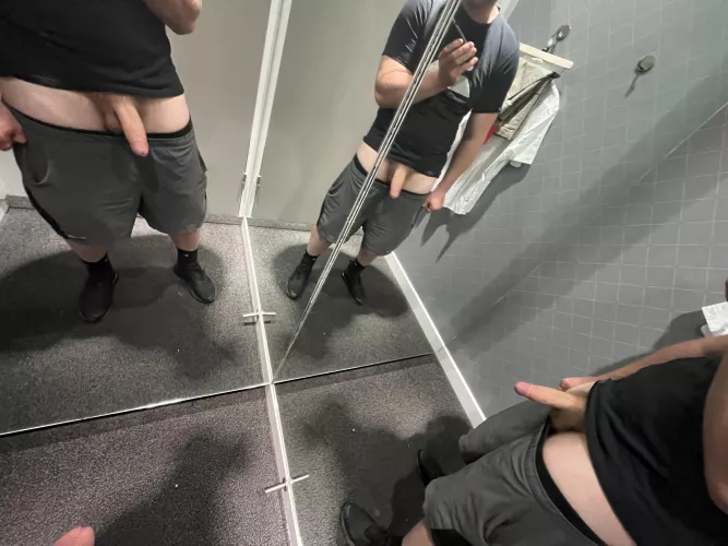 Sex In Changing Room