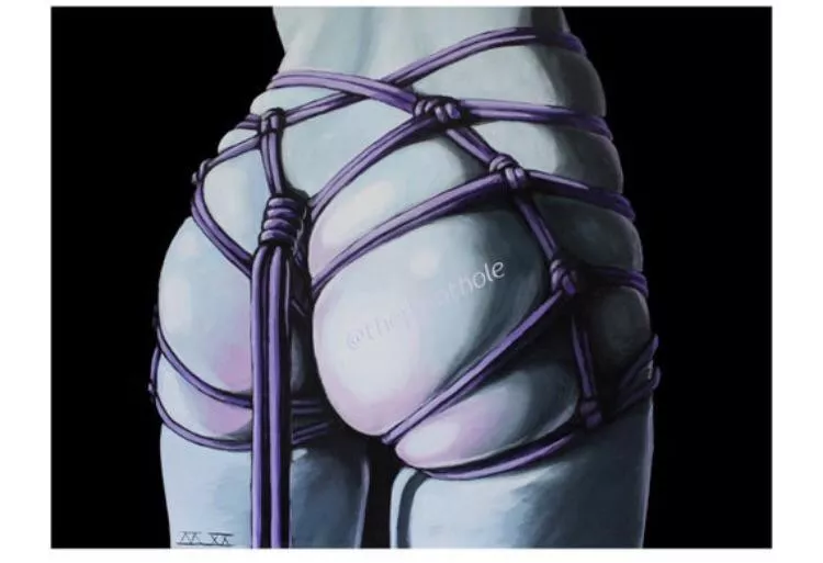 Rump roast painting anyone? I used a Skorpion Rope tutorial to learn the harness, then let my paints do the rest.💖