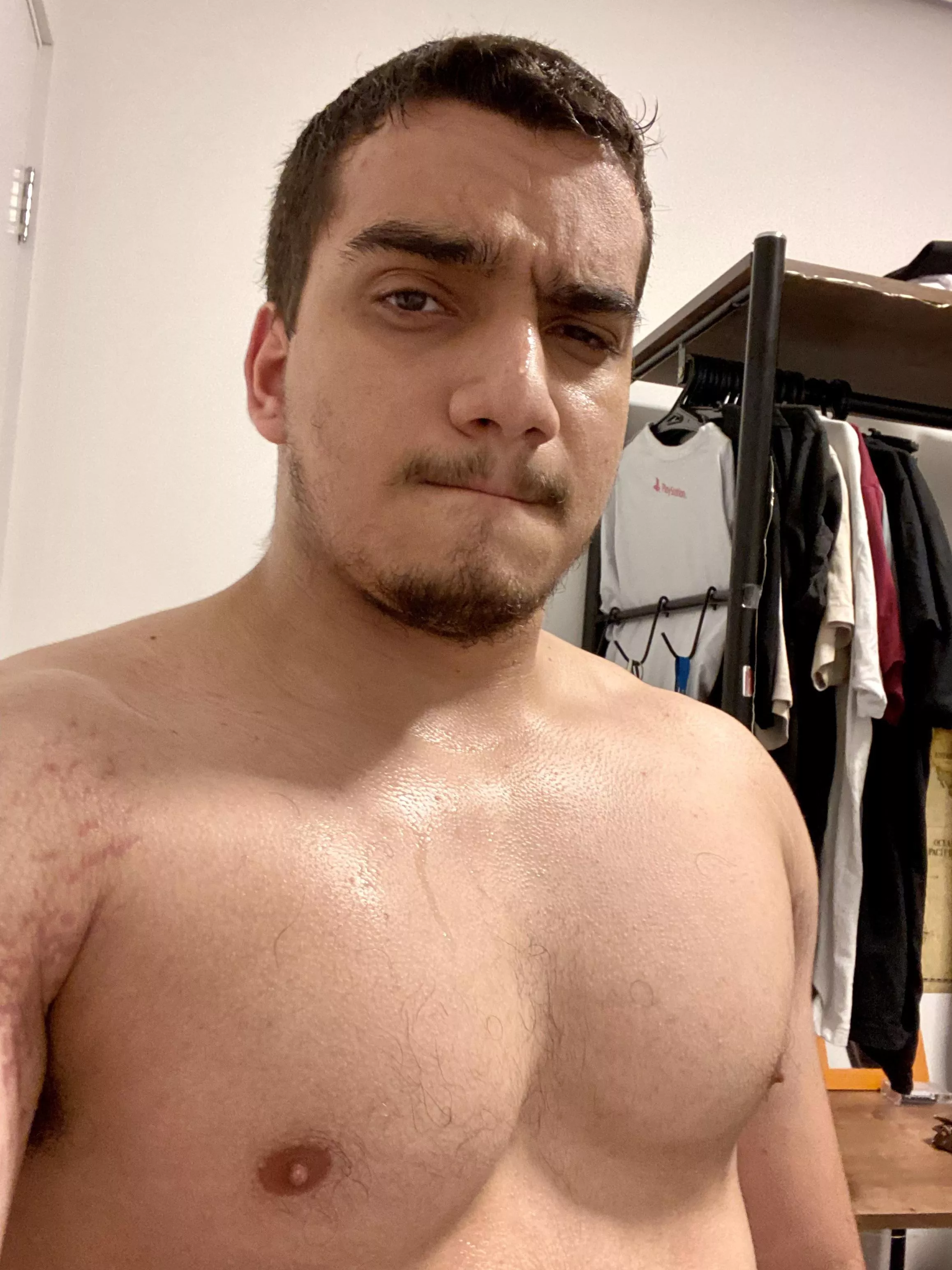 Hope You Dont Mind My Silly Face All Sweaty Nudes