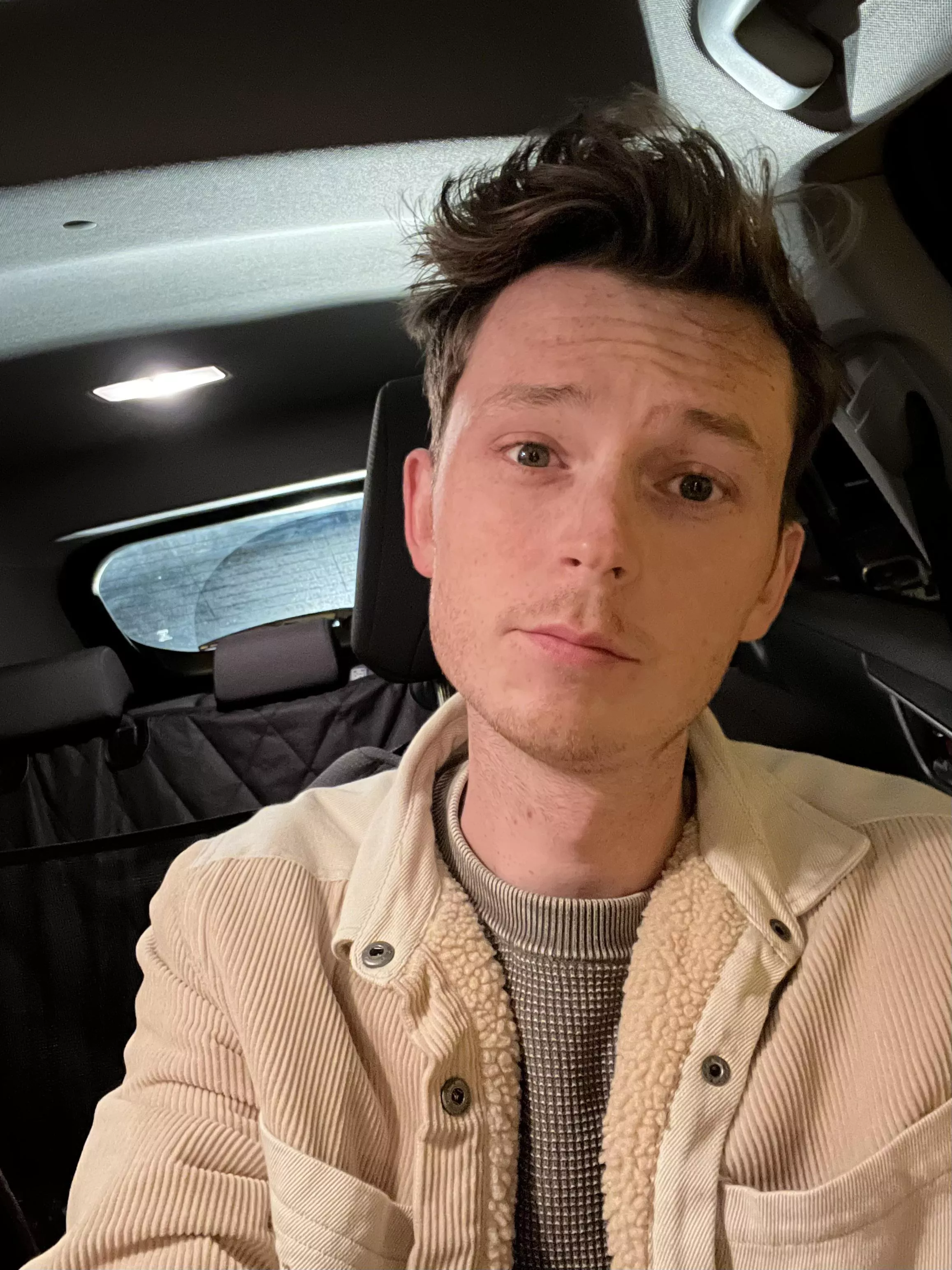 Hey 👋🏻.