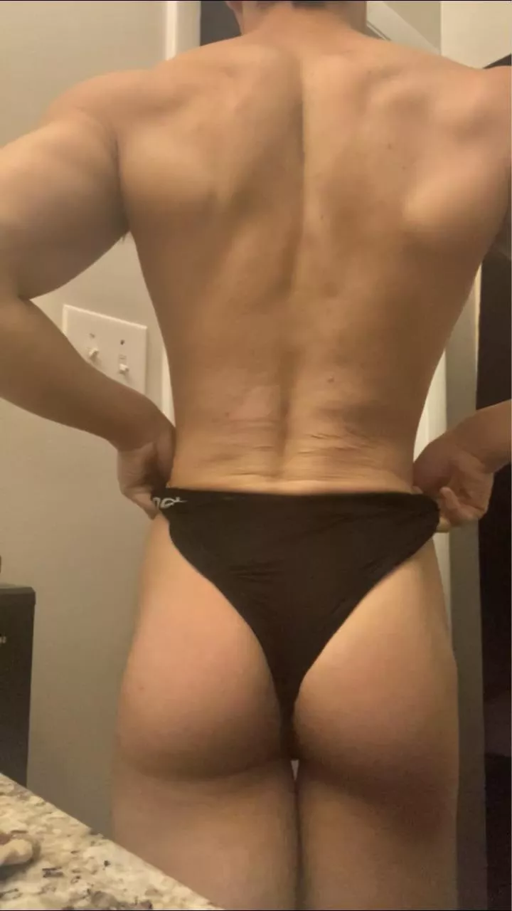 22 m Lonely weekend