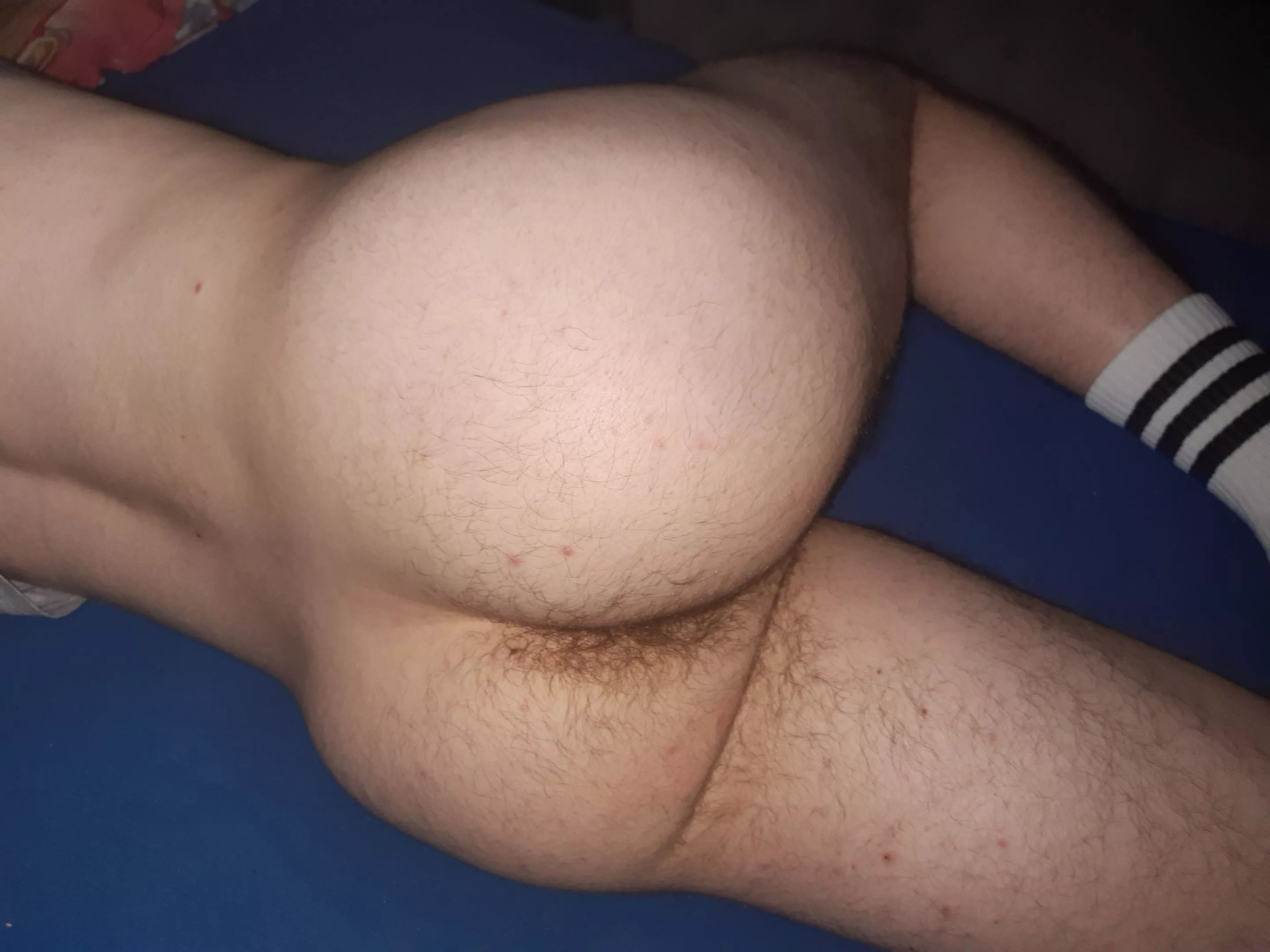 Would you fuck this 19 year old ass? DM me