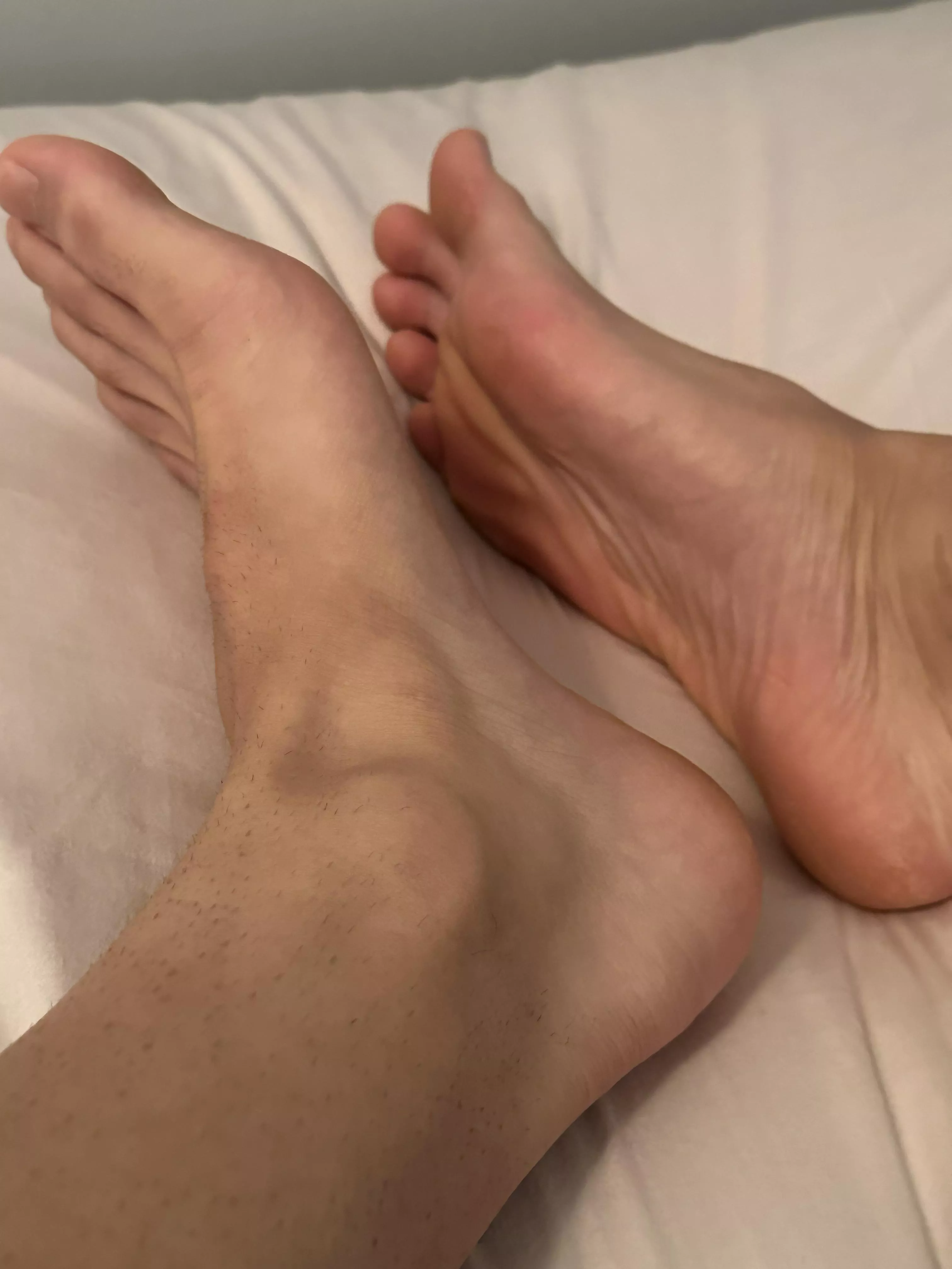 Fuck my feet