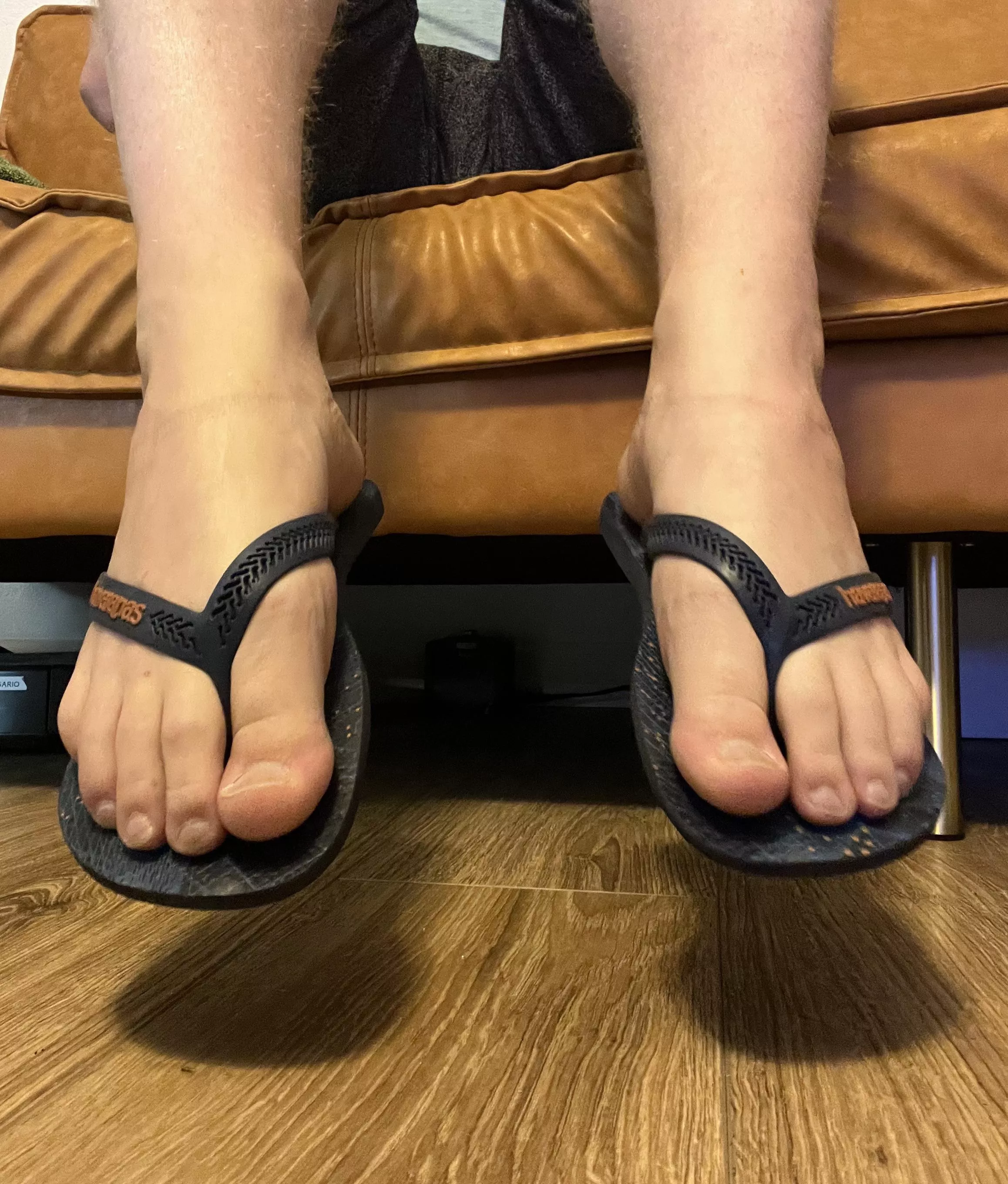 Flip Flopped Feet Size 13 Nudes Gayfootfetish Nude Pics Org