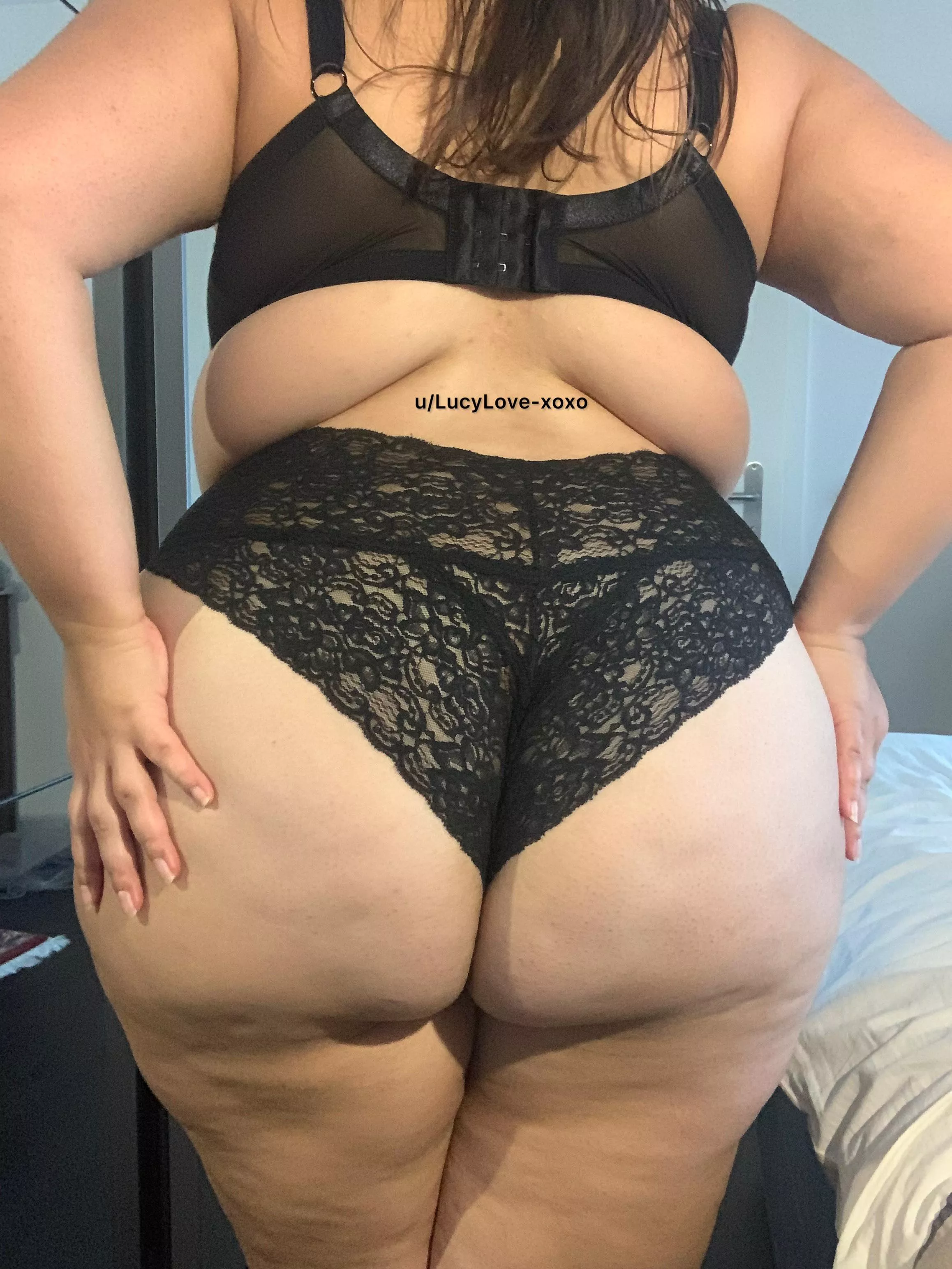 I’d love to bend over for you