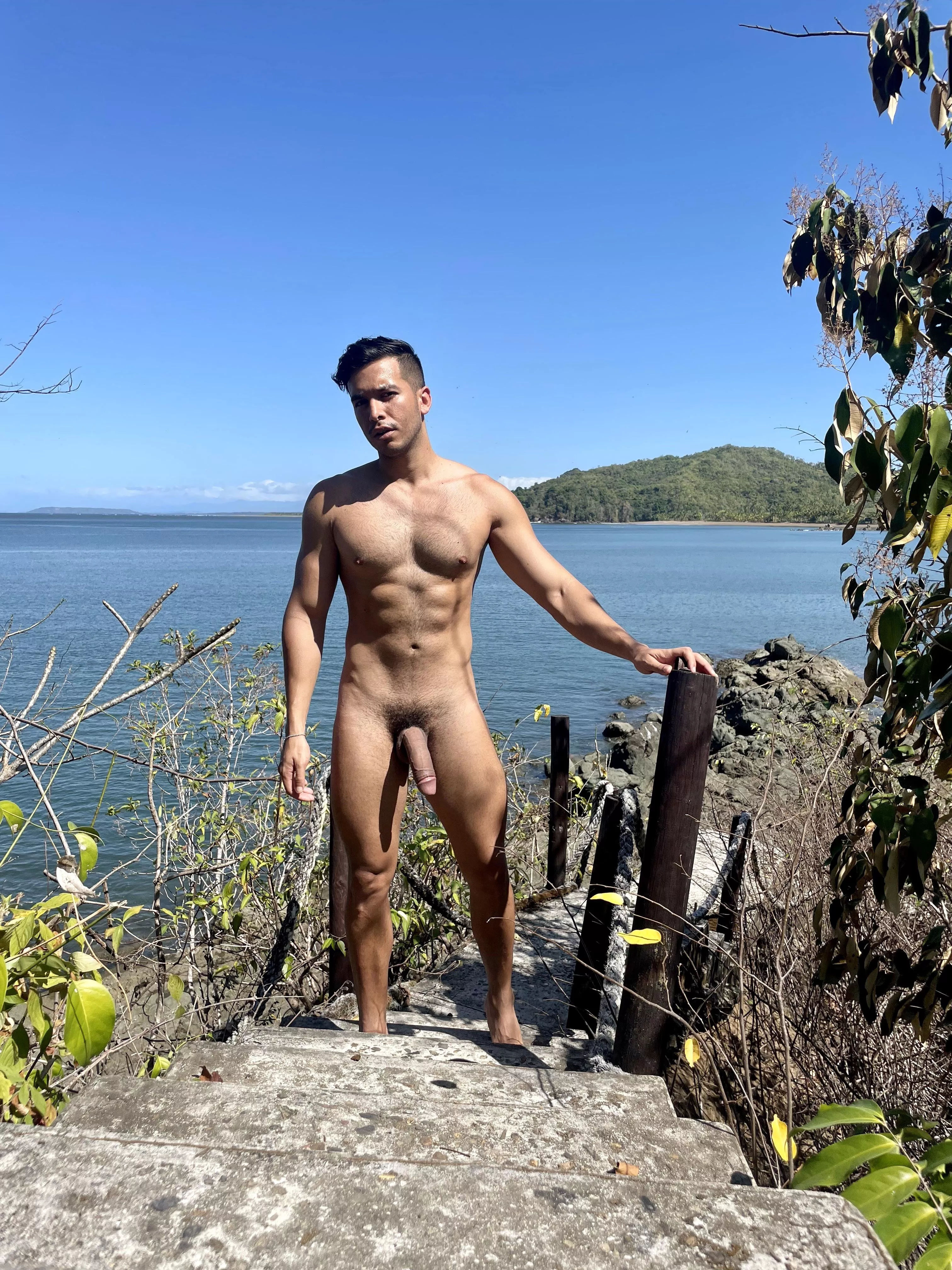 I love nudist beaches. do you like them?