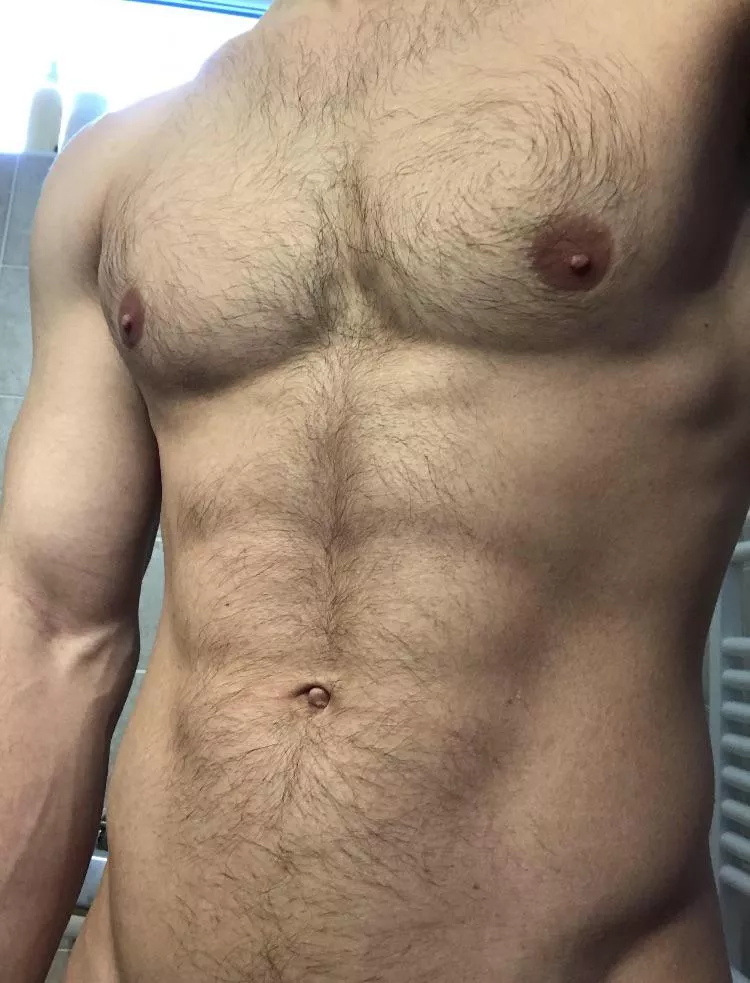 Who wanna DRAIN my huge cock?! 🍆💦🥛🥵