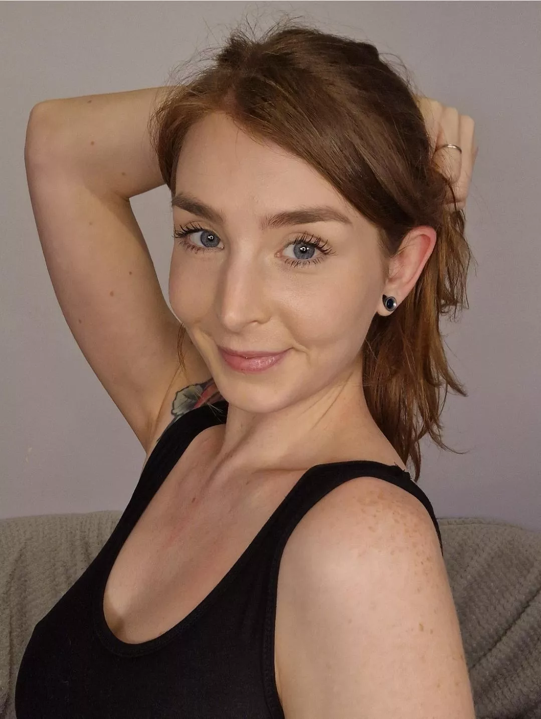 I never wear bras!