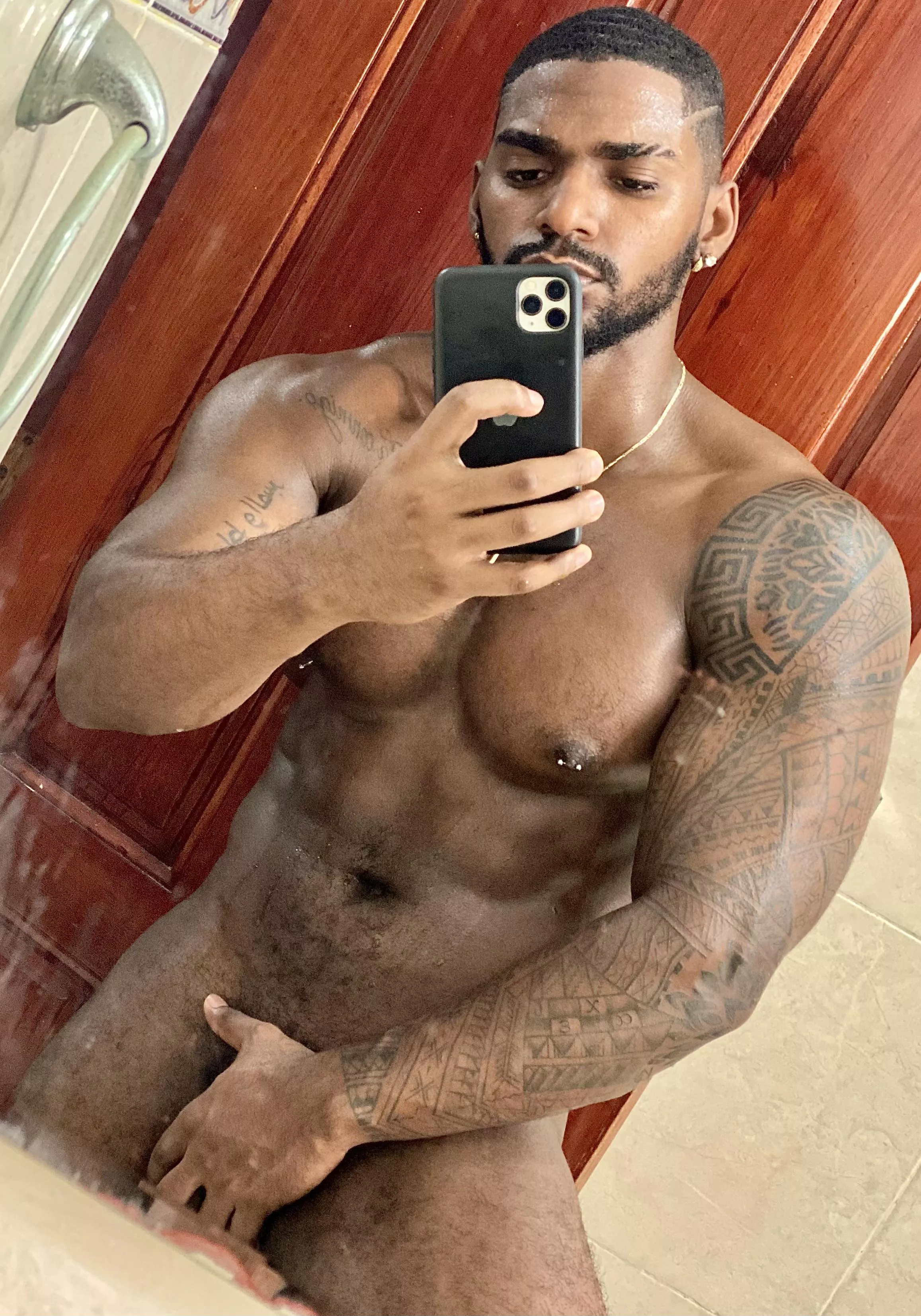 🍫🇩🇴hi (21) baby