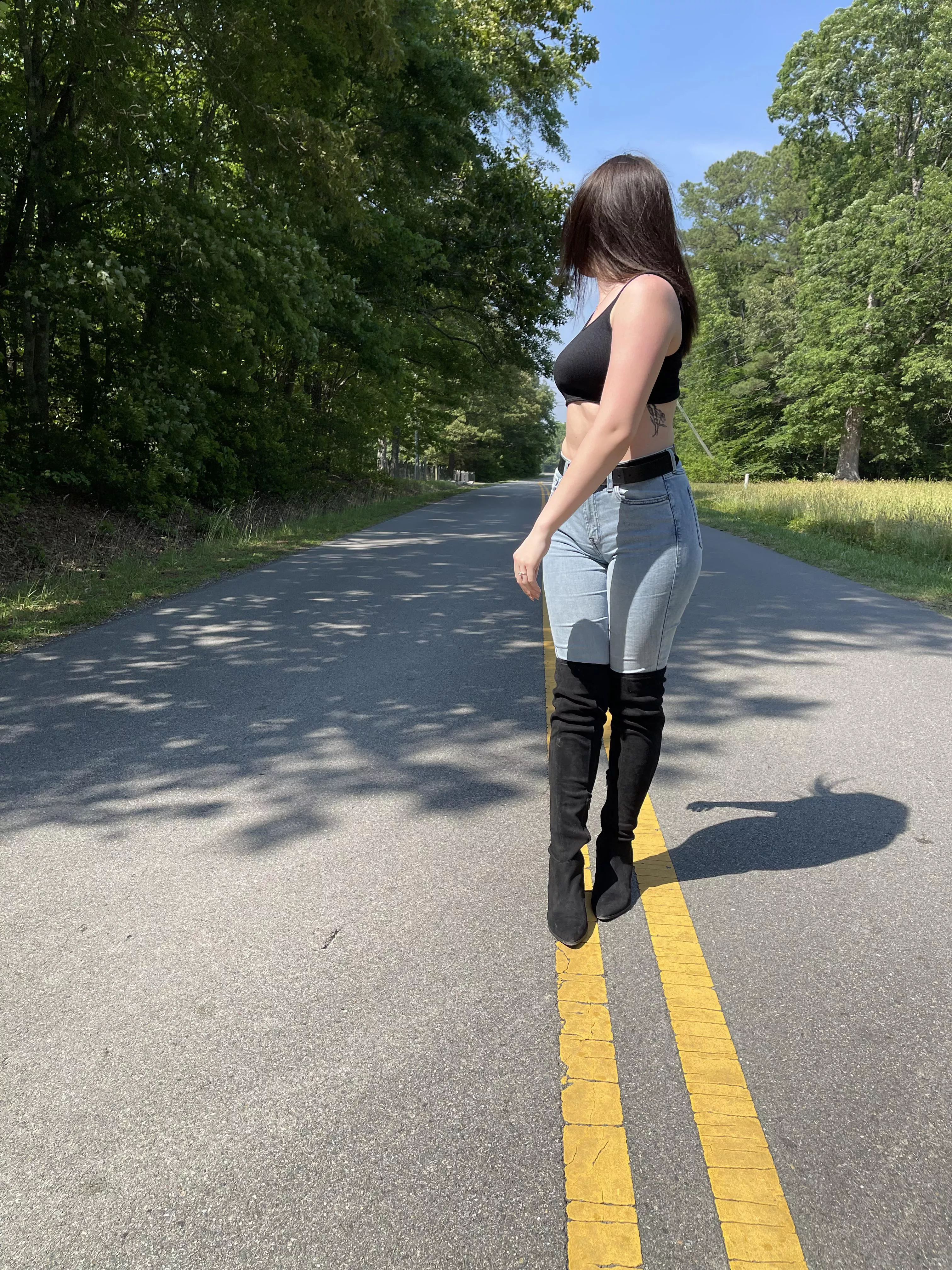 Legs for days