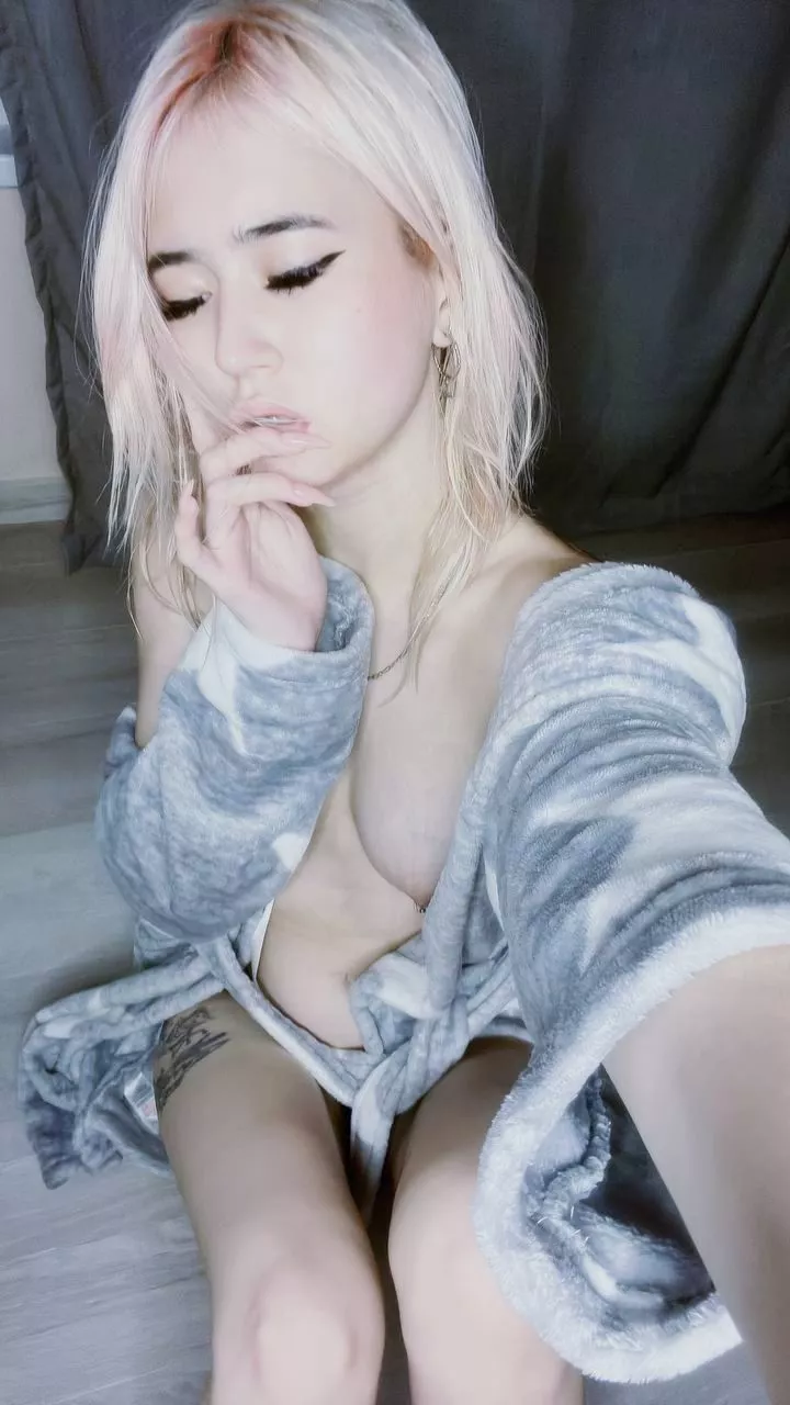 I hope youd consider my body fuckable