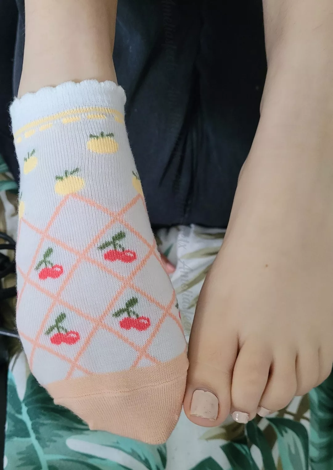 Say good morning to my feet 😗