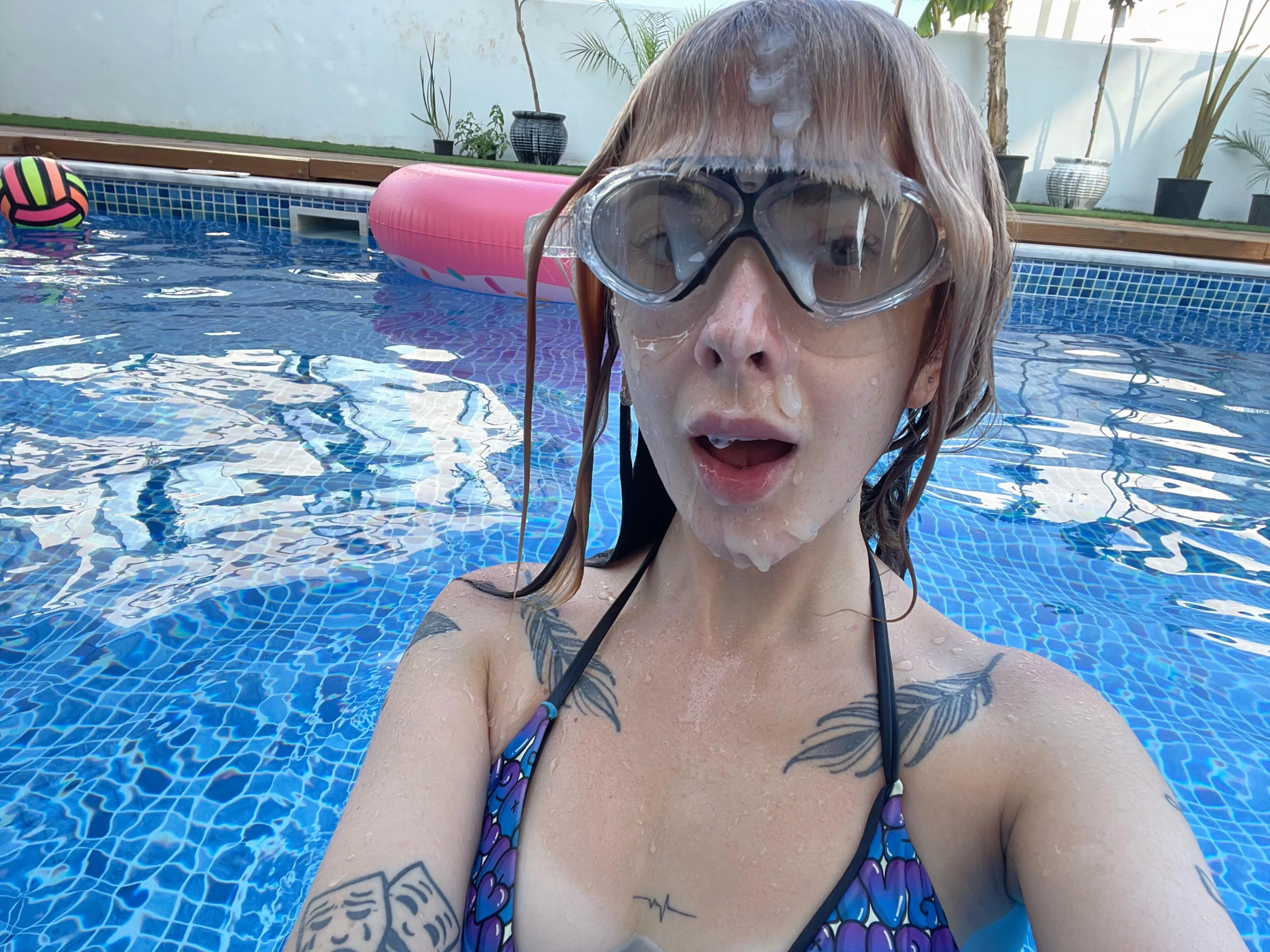 now THOSE are what you call cum goggles 💦