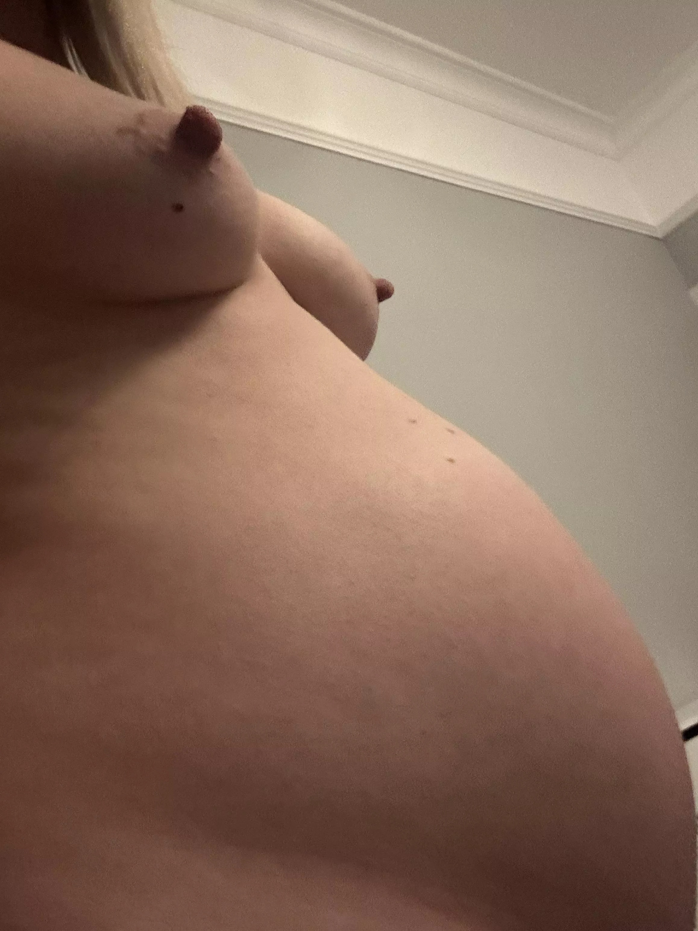 Pregnant belly getting so big
