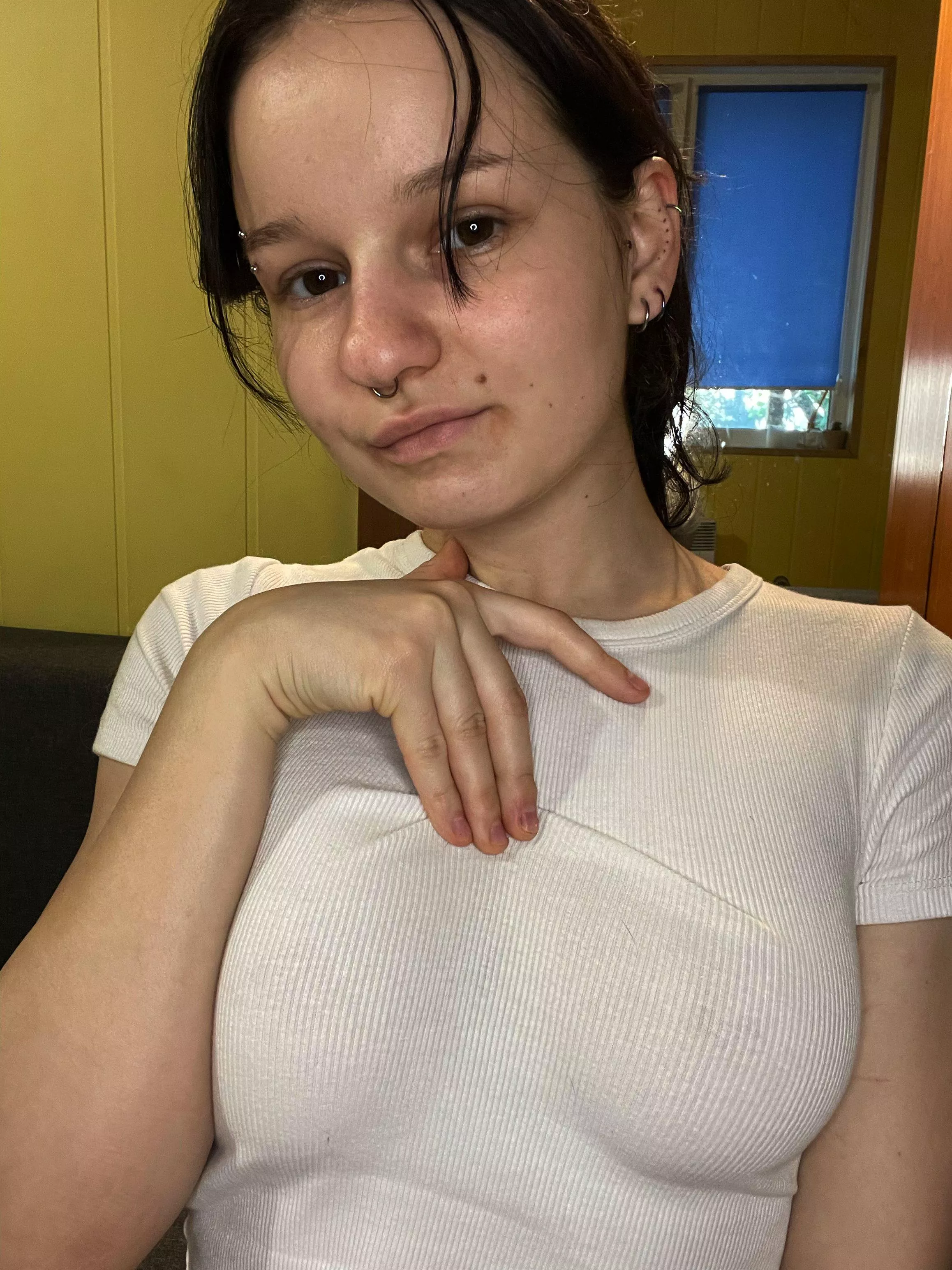 No makeup selfies