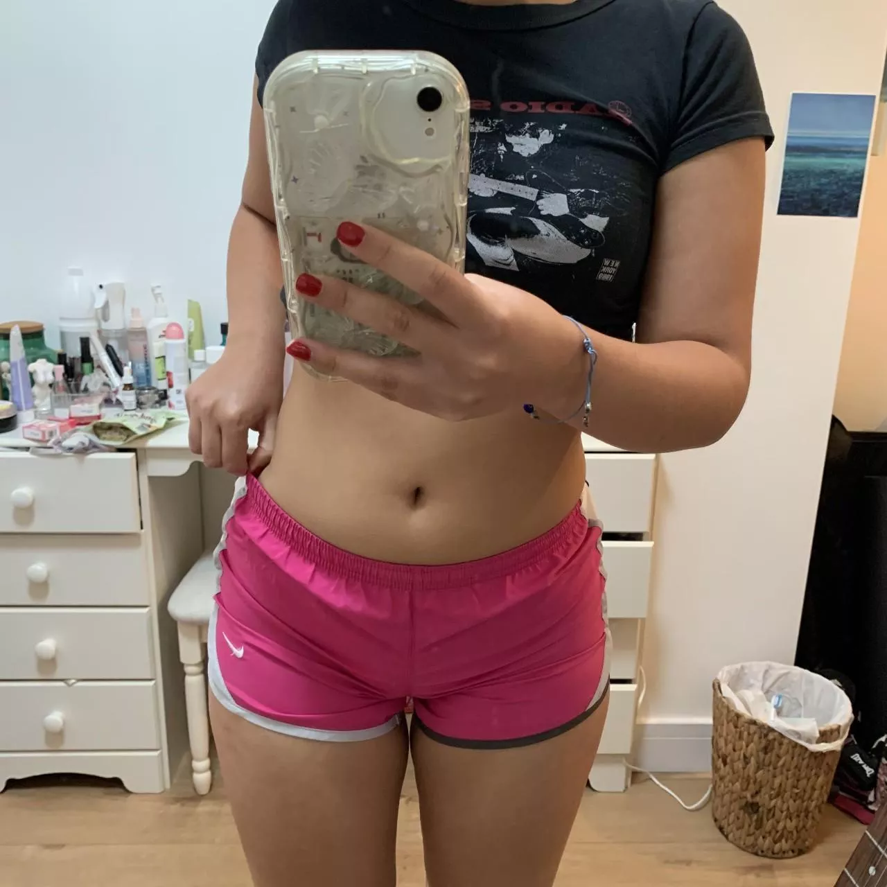 thick thighs