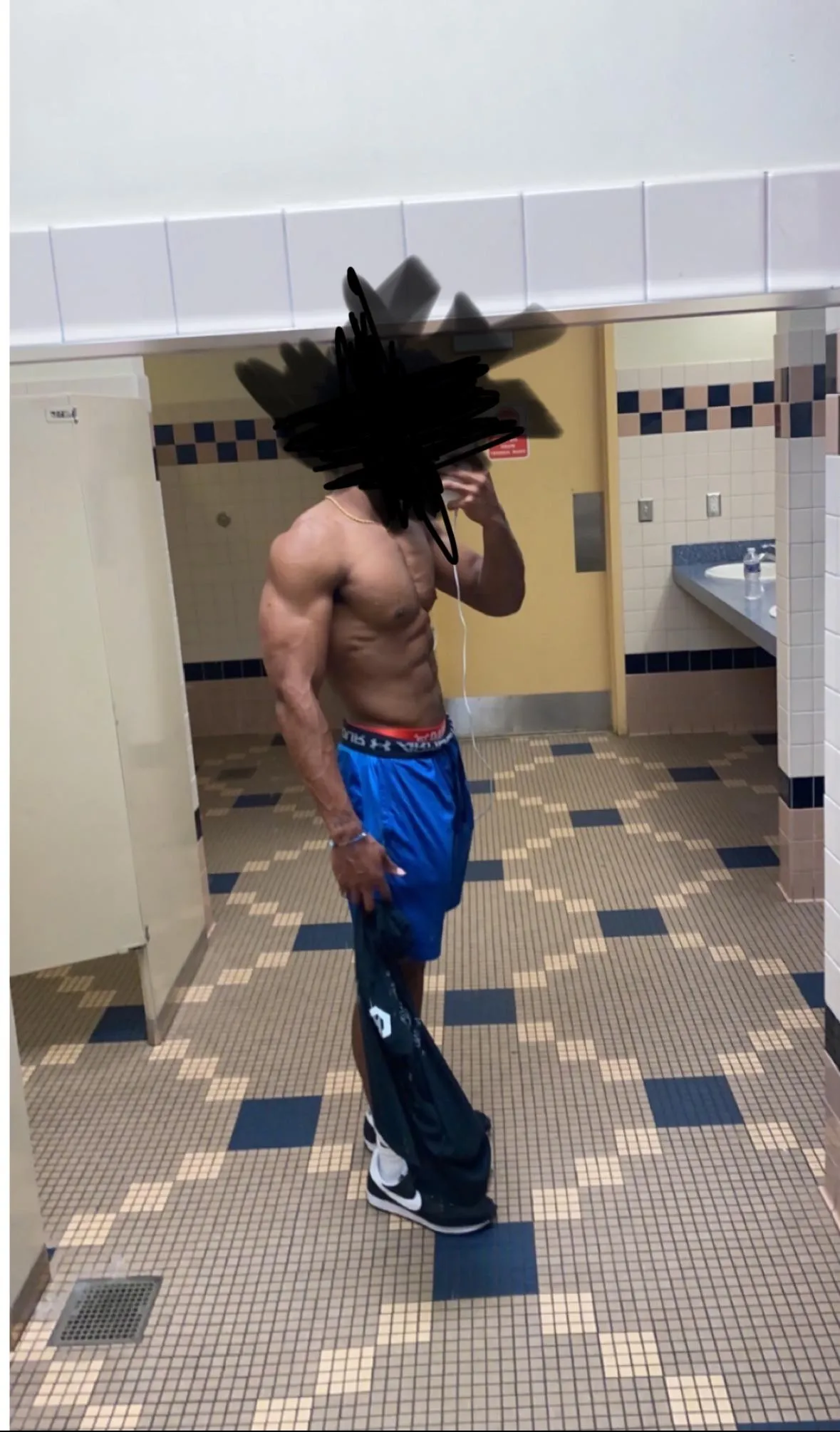 22M